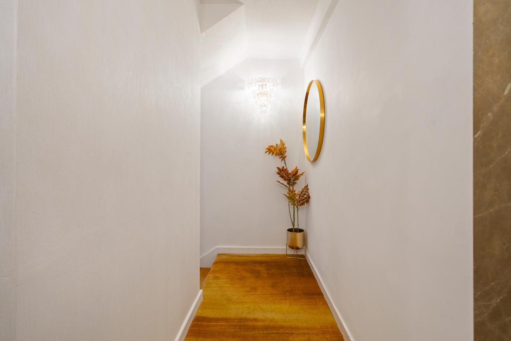 Exclusive 2-bedroom Retreat In Iconic Mayfair H8 *