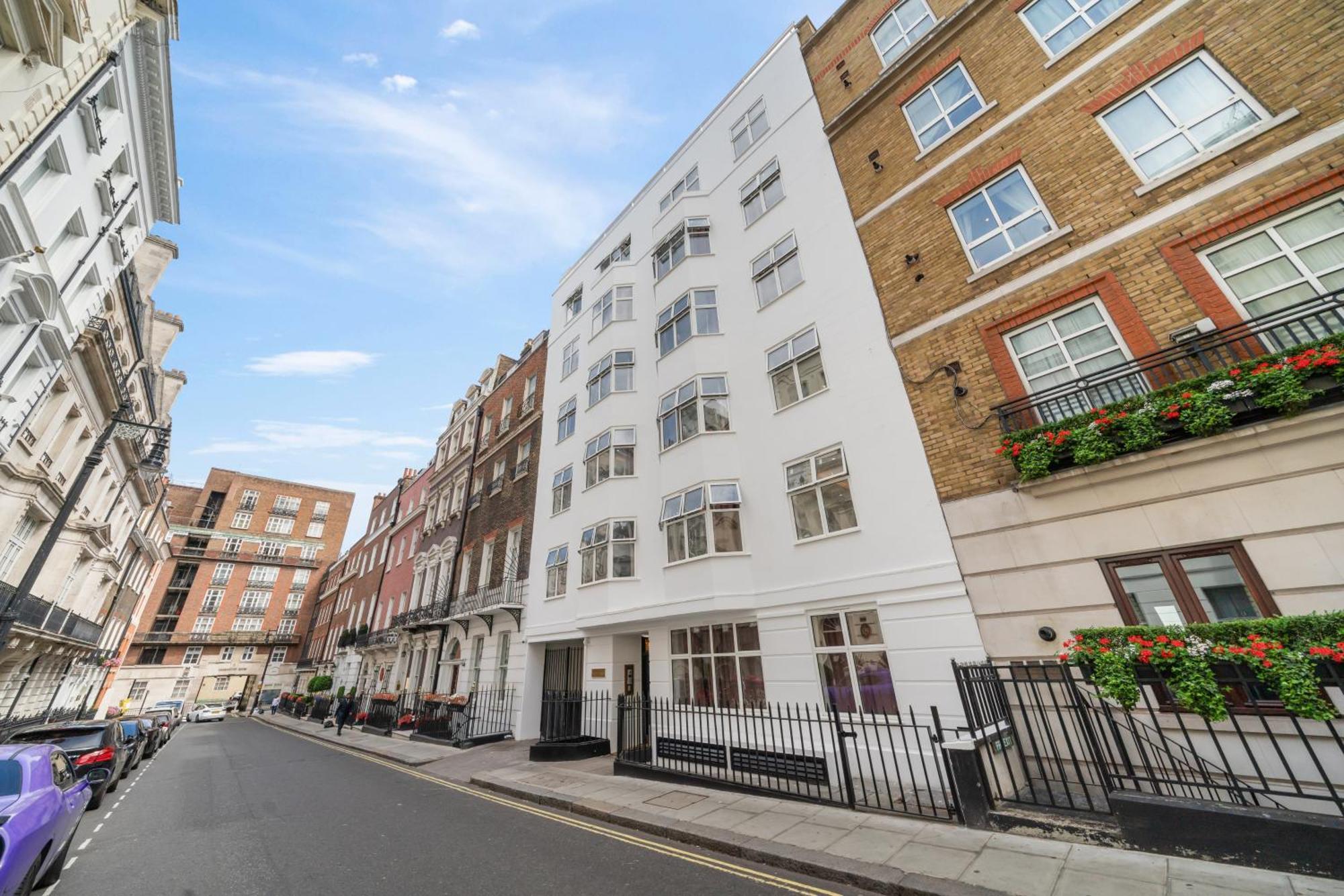 Exclusive 2-bedroom Retreat In Iconic Mayfair H8 * London